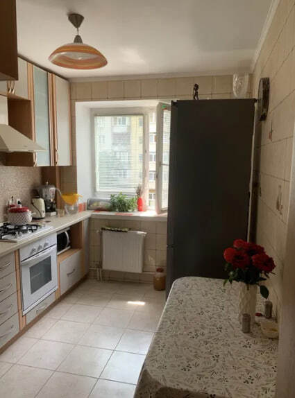 Продажа 2-комнатной квартиры 52 м², Героев Крут ул.