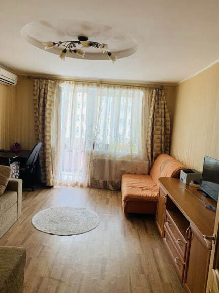 Продажа 2-комнатной квартиры 52 м², Героев Крут ул.
