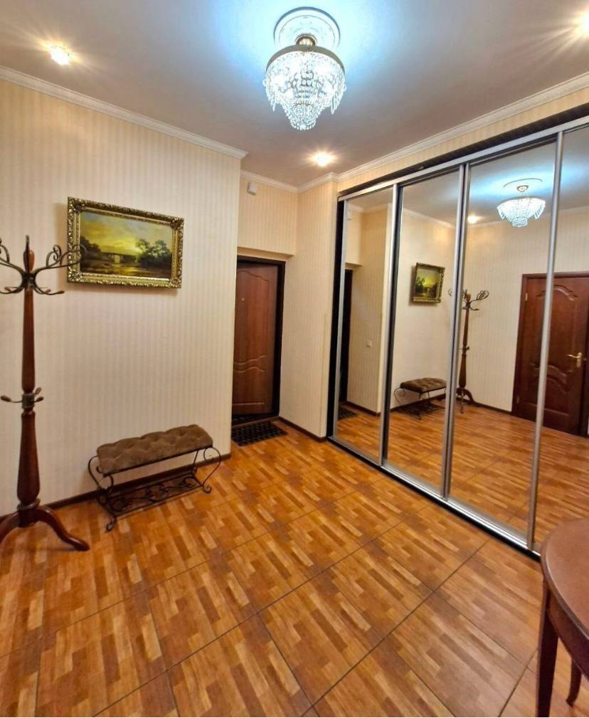 Оренда 2-кімнатної квартири 65 м², Євгена Коновальця вул., 44