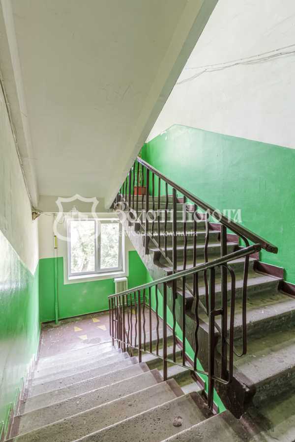 Продаж 1-кімнатної квартири 33.11 м², Метробудівська вул., 5