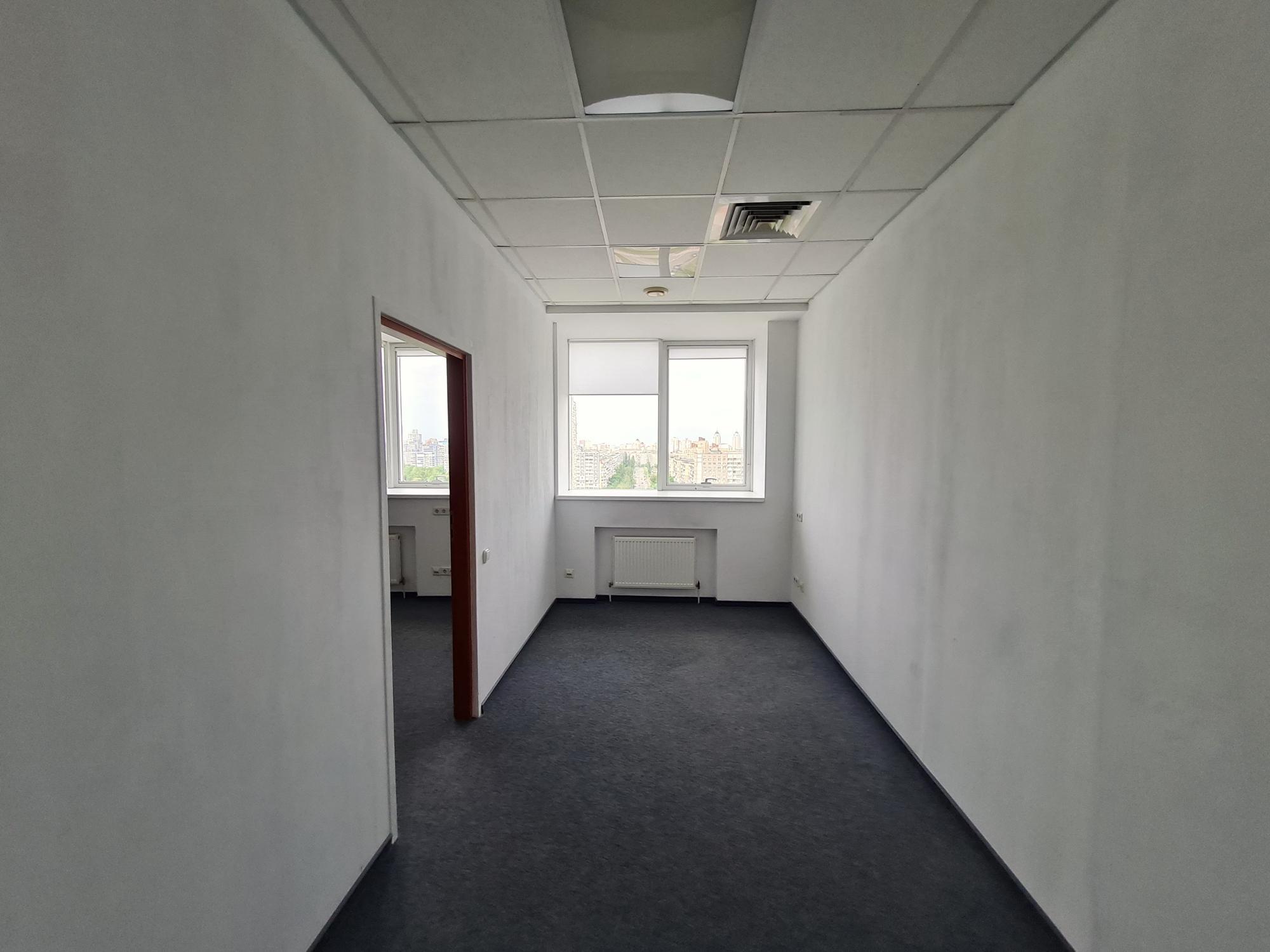 Оренда офісу 114 м², Степана Бандери просп., 20Б