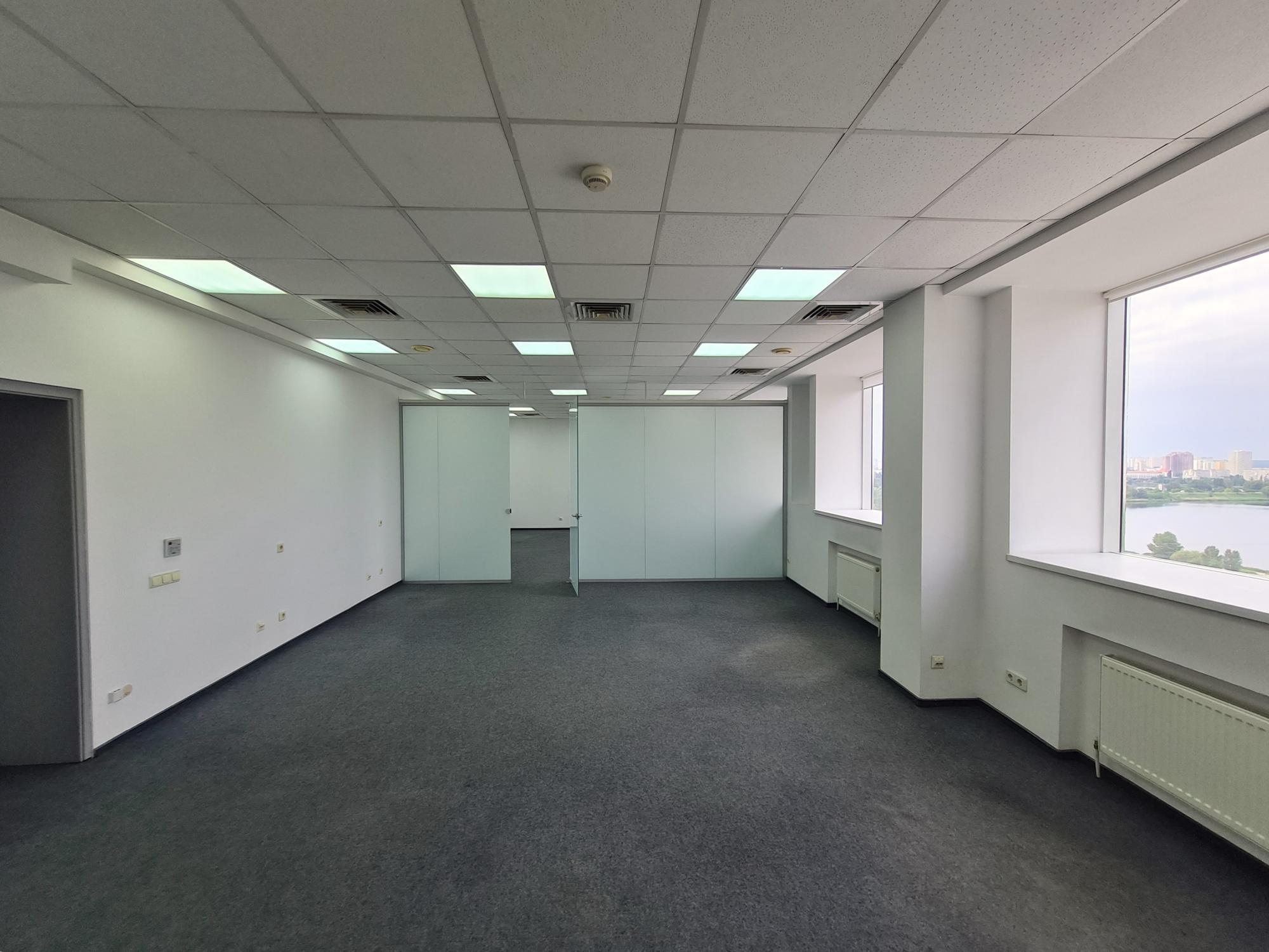 Оренда офісу 114 м², Степана Бандери просп., 20Б