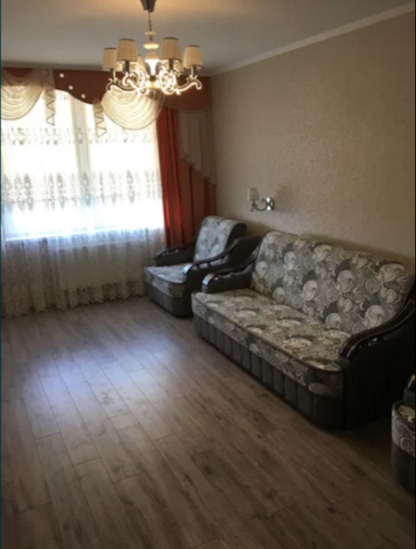 Оренда 1-кімнатної квартири 59 м², Академіка Глушкова просп.