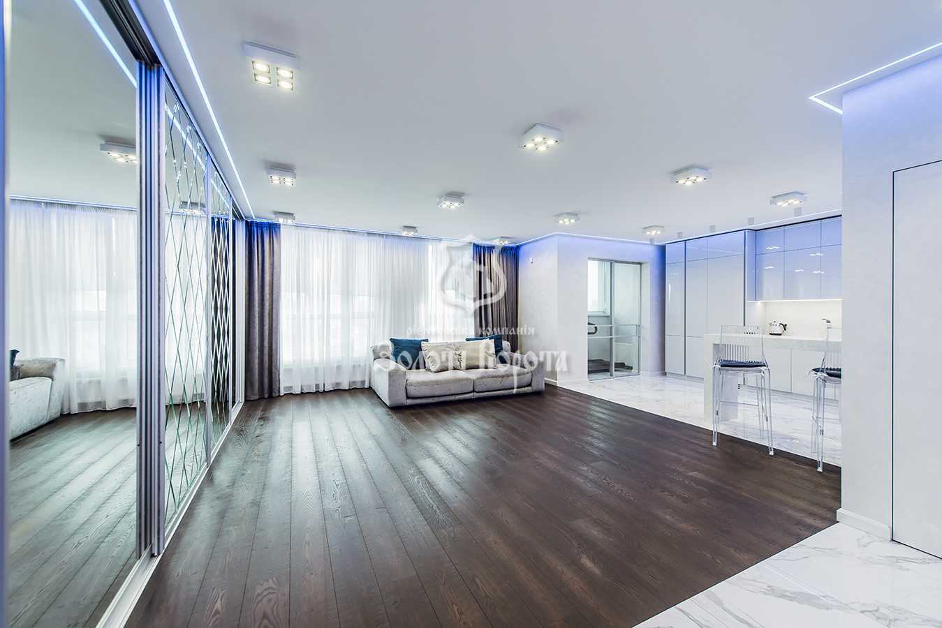 Продаж 2-кімнатної квартири 80 м², Перемоги просп., 5В