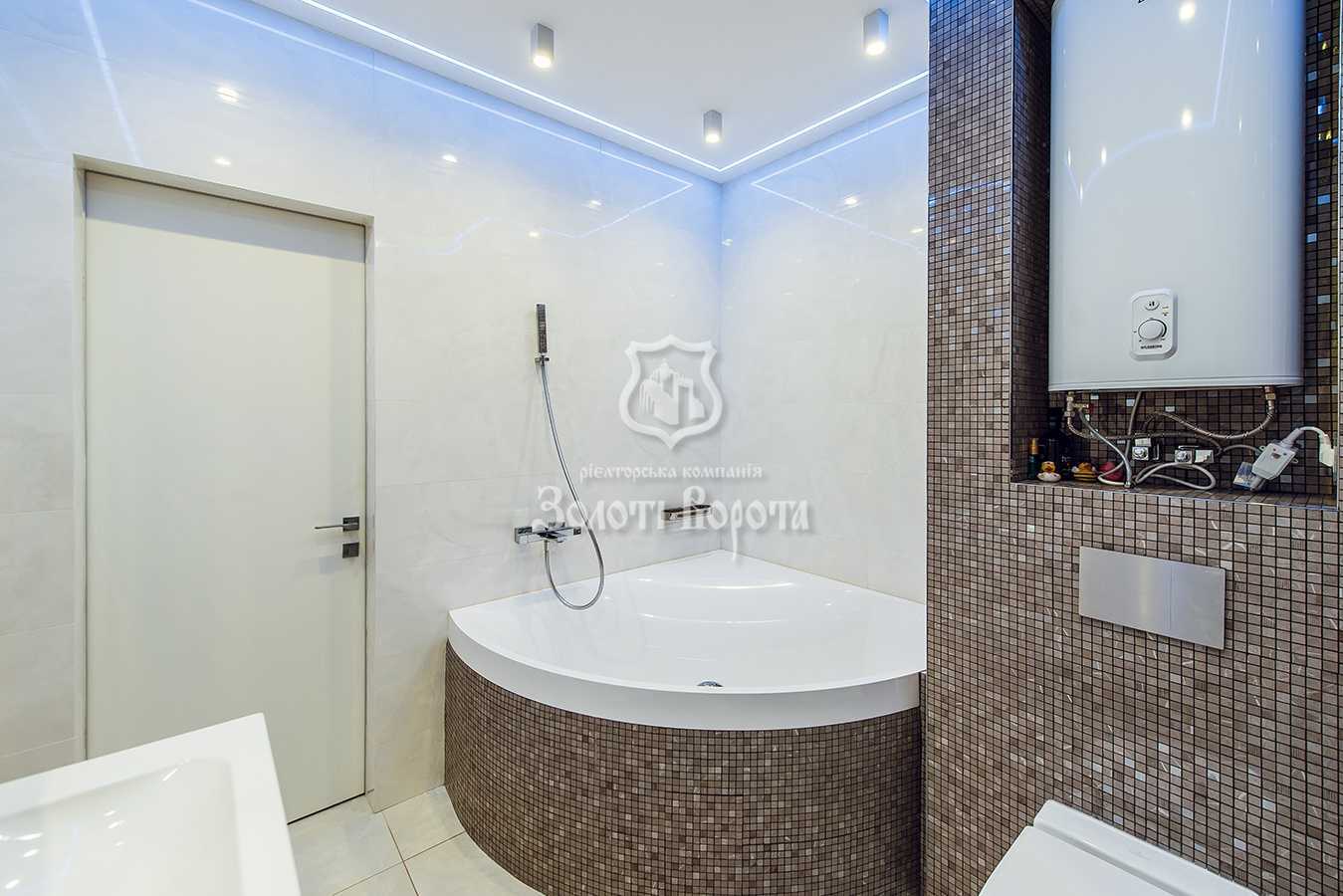 Продаж 2-кімнатної квартири 80 м², Перемоги просп., 5В