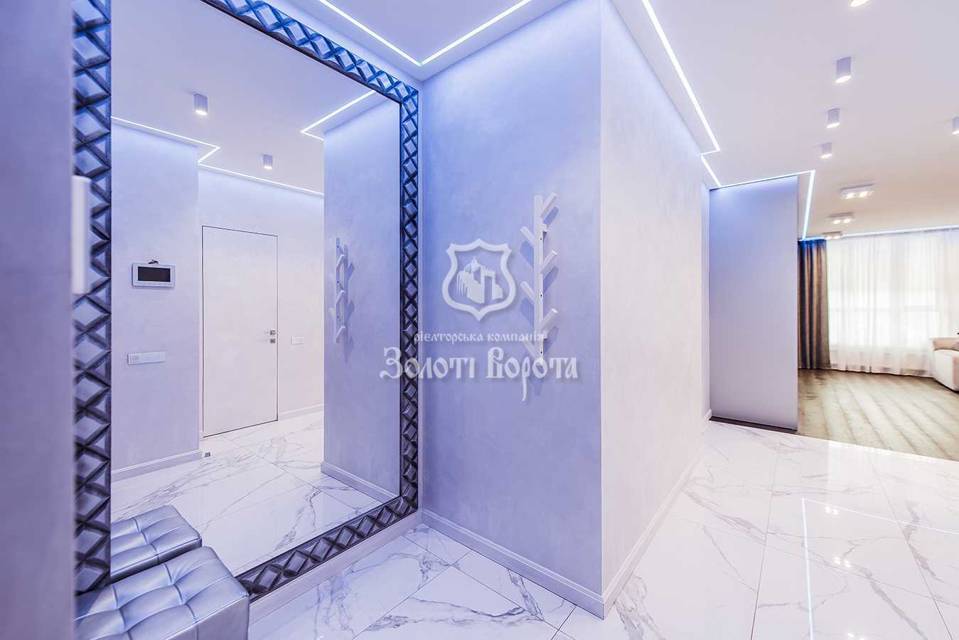 Продаж 2-кімнатної квартири 80 м², Перемоги просп., 5В