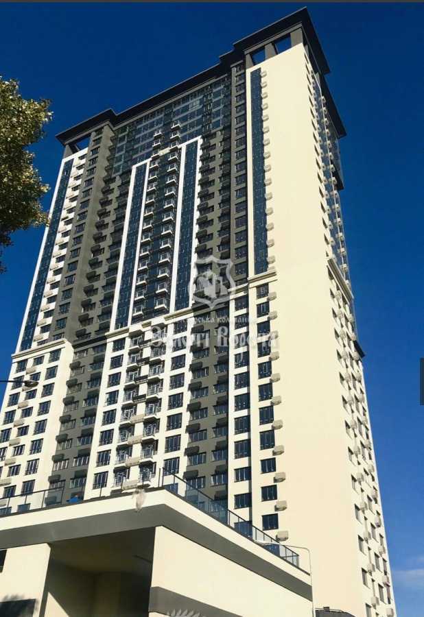 Продаж 2-кімнатної квартири 80 м², Перемоги просп., 5В