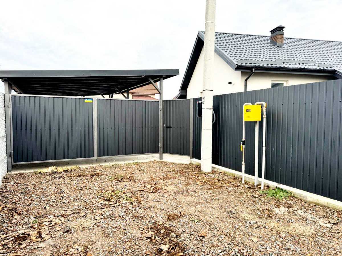 Продажа дома 100 м², Центральне, 77