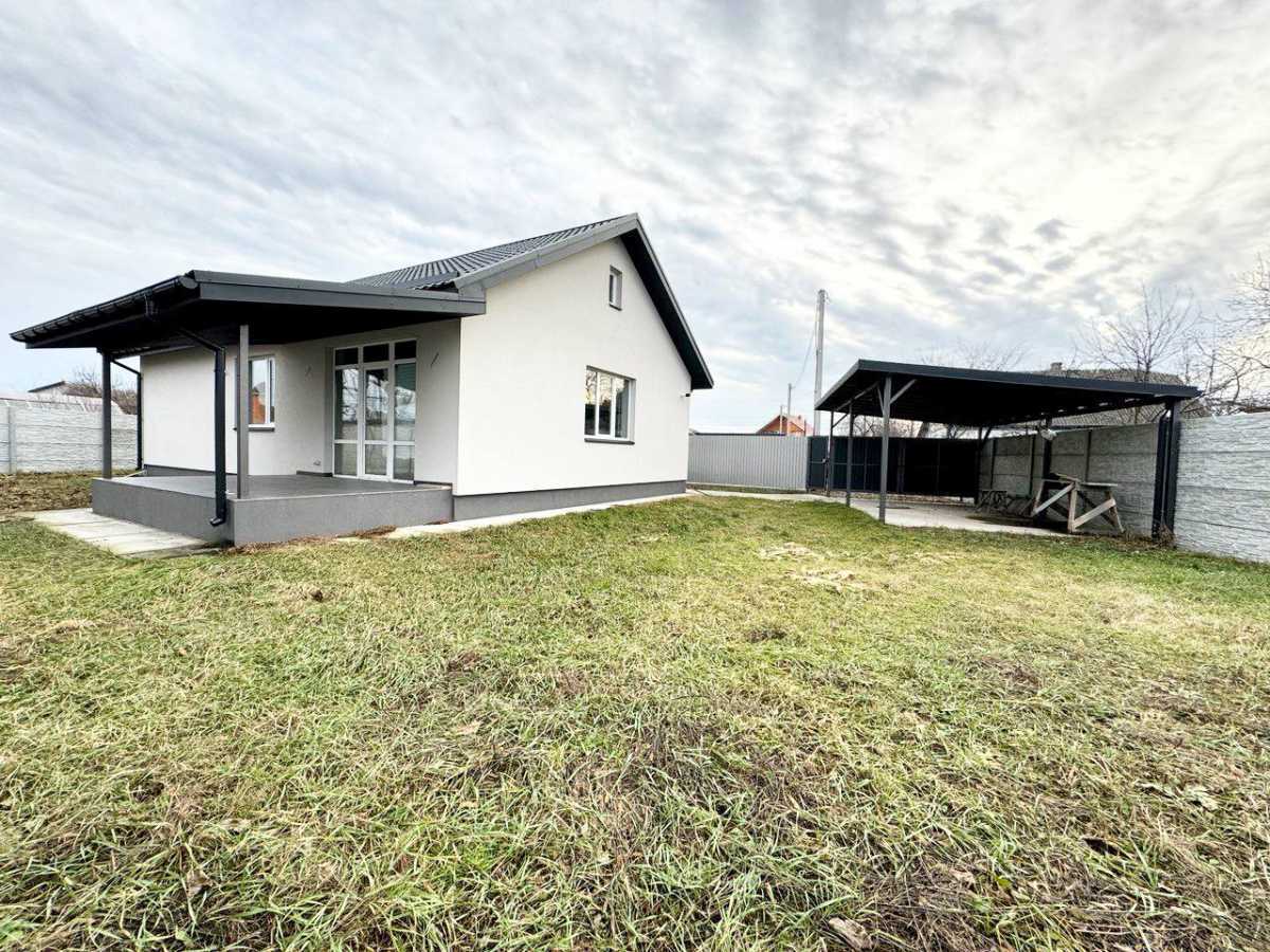 Продажа дома 100 м², Центральне, 77