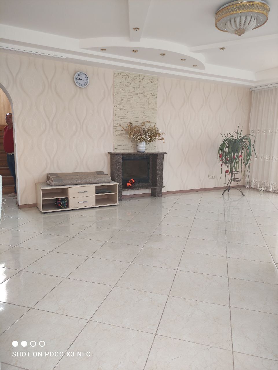 Продаж будинку 240 м²