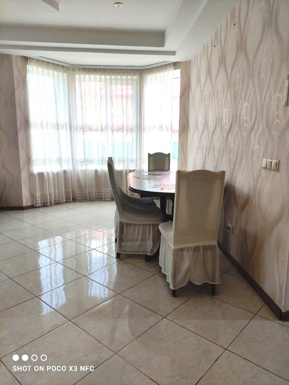 Продаж будинку 240 м²