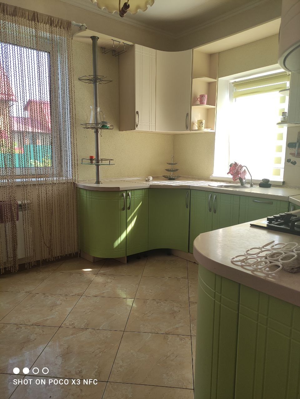 Продаж будинку 240 м²