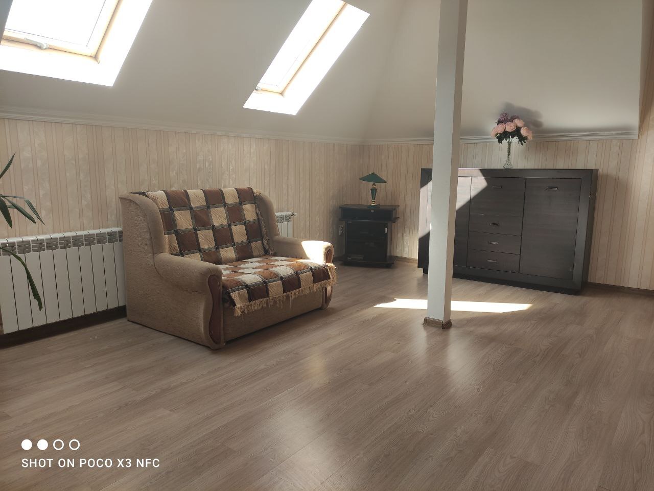 Продаж будинку 240 м²