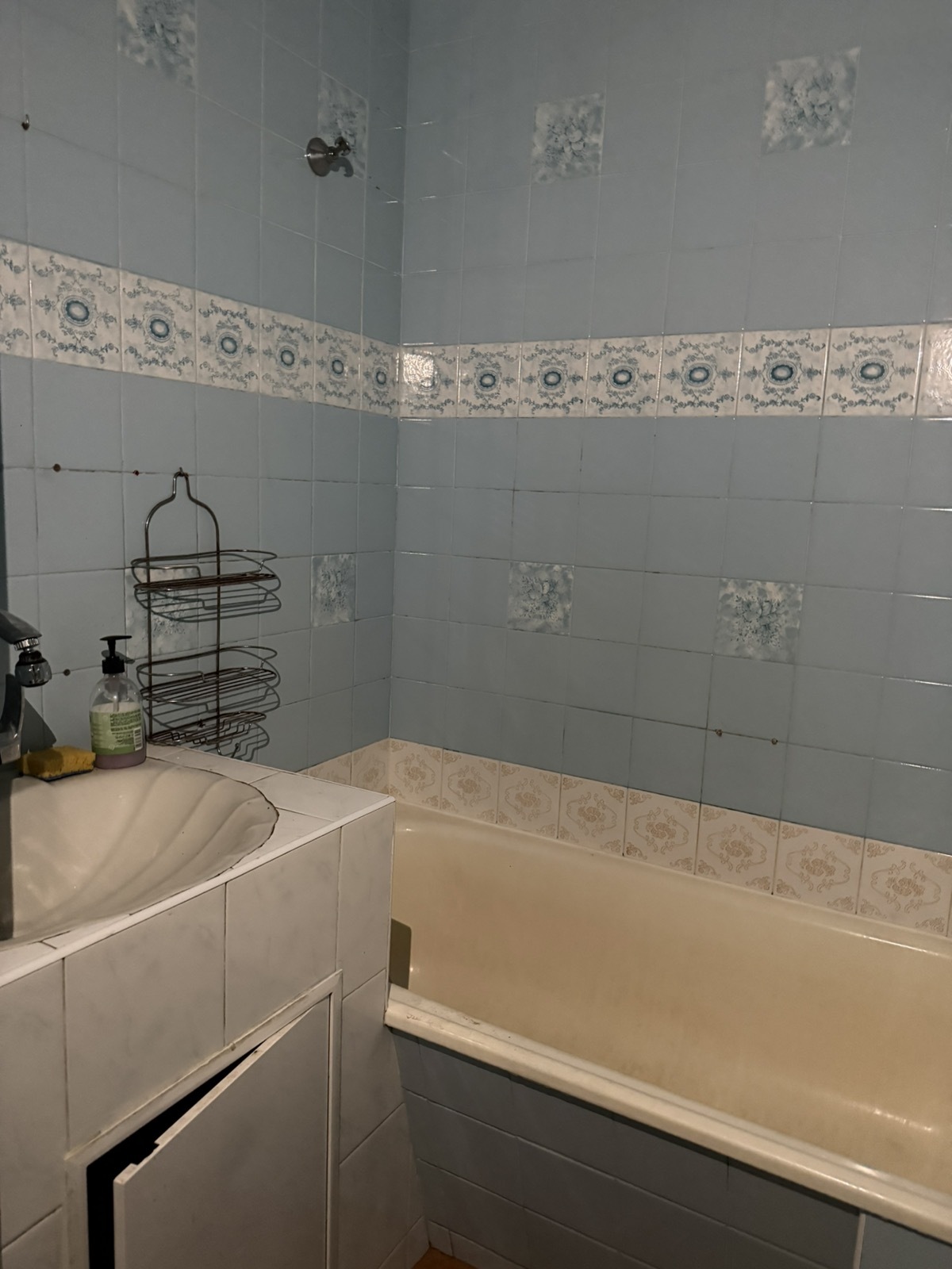 Продаж 3-кімнатної квартири 67 м², Мануйловський просп., 8