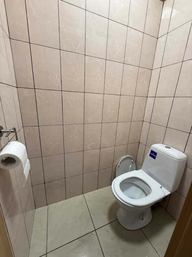 Оренда іншого торгівельного приміщення 44 м², Соборності просп., 7