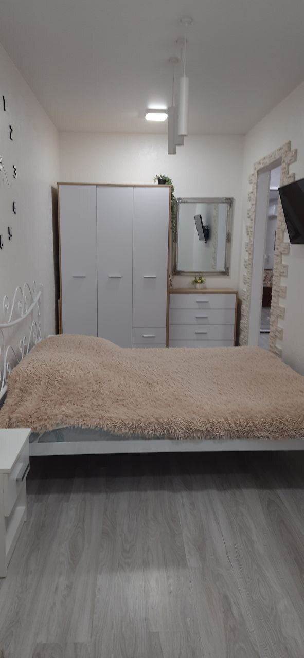 Оренда 1-кімнатної квартири 44 м², Набережна Перемоги вул.