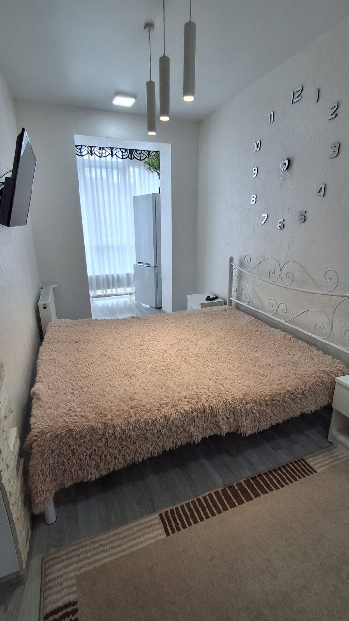 Оренда 1-кімнатної квартири 44 м², Набережна Перемоги вул.