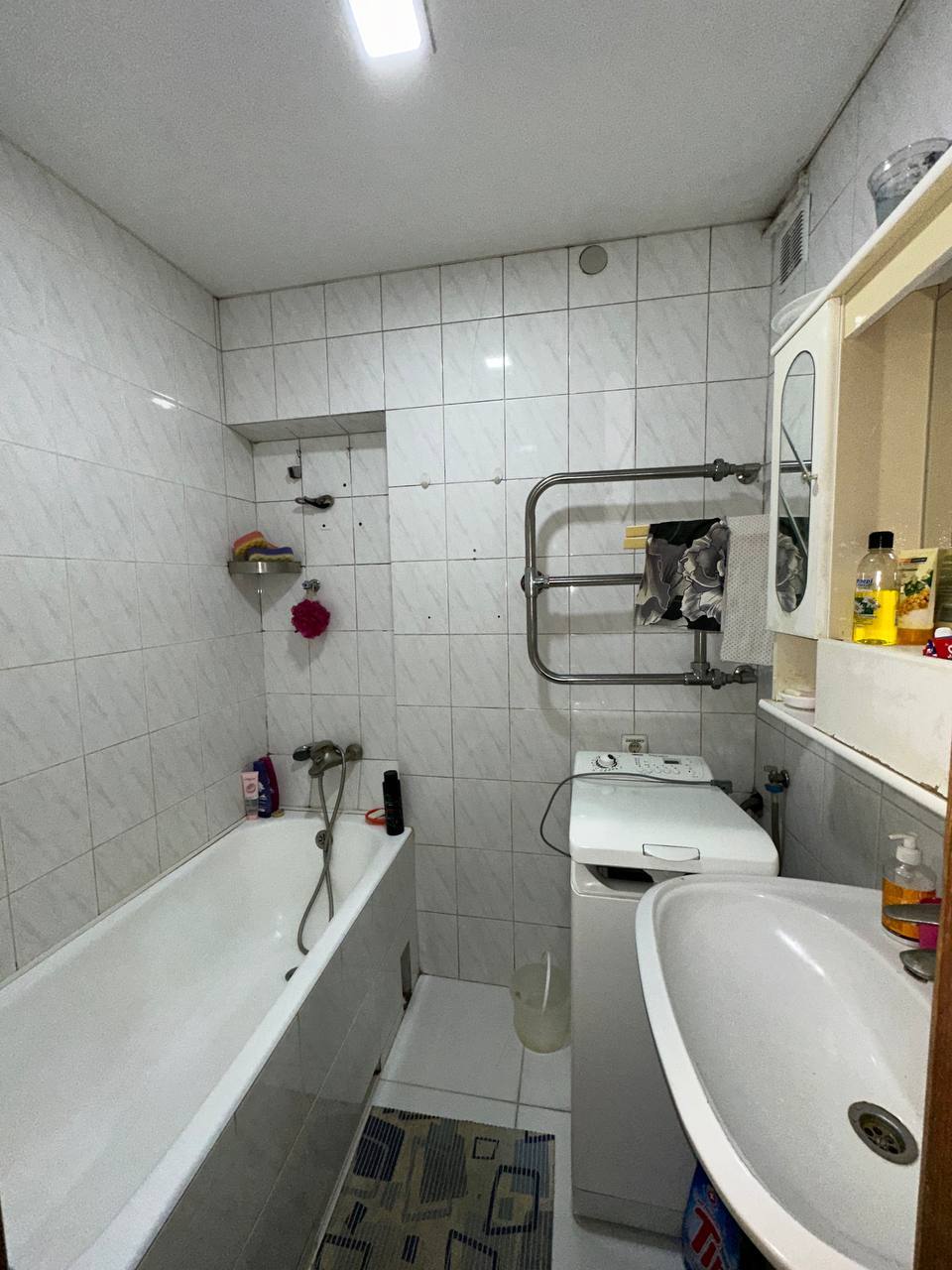 Продажа 4-комнатной квартиры 91 м², Князя Владимира Великого ул.