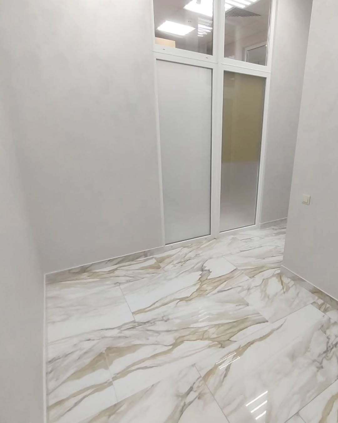 Аренда помещения свободного назначения 12 м², Вячеслава Липинского ул.