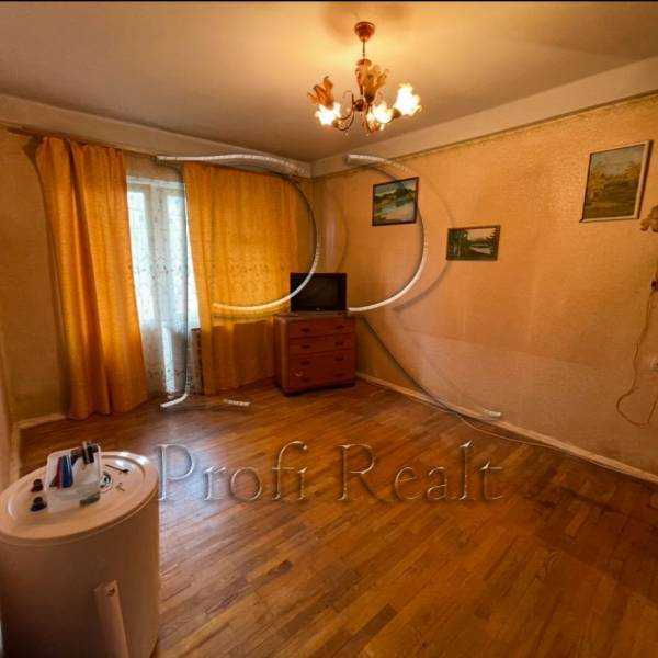 Продаж 2-кімнатної квартири 45 м², Івана Виговського вул., 12Д