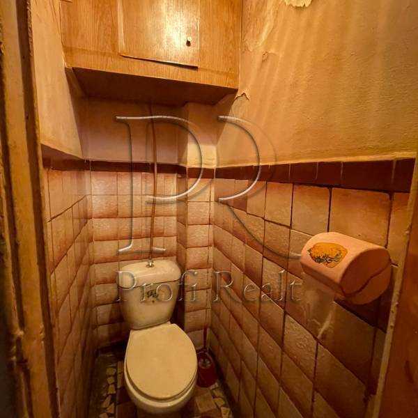 Продаж 2-кімнатної квартири 45 м², Івана Виговського вул., 12Д