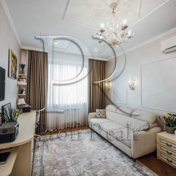 Продажа 3-комнатной квартиры 110 м², Науки просп., 30