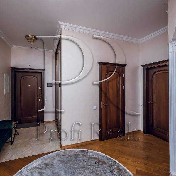 Продажа 3-комнатной квартиры 110 м², Науки просп., 30