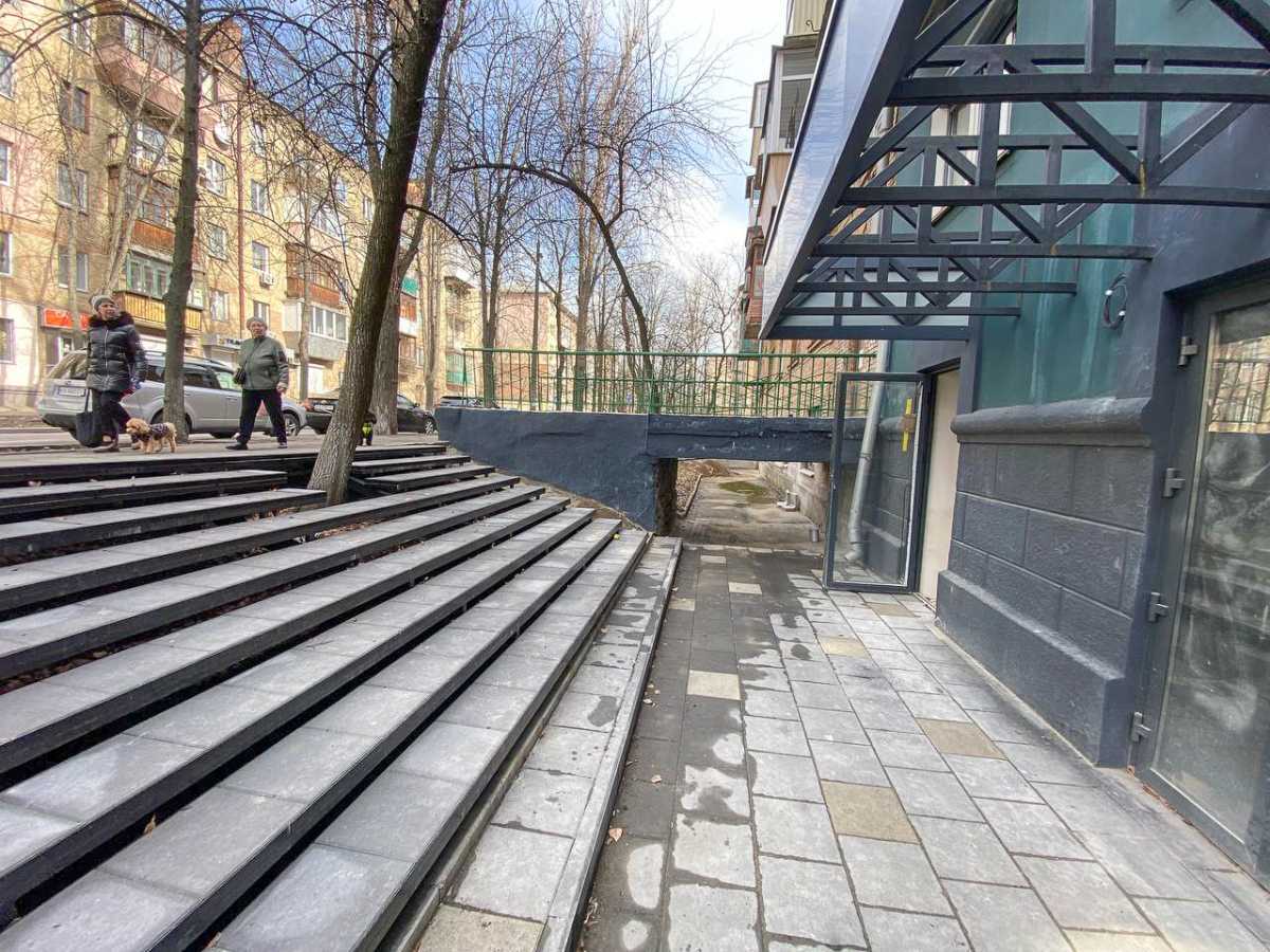 Оренда іншого торгівельного приміщення 40 м², Німанська