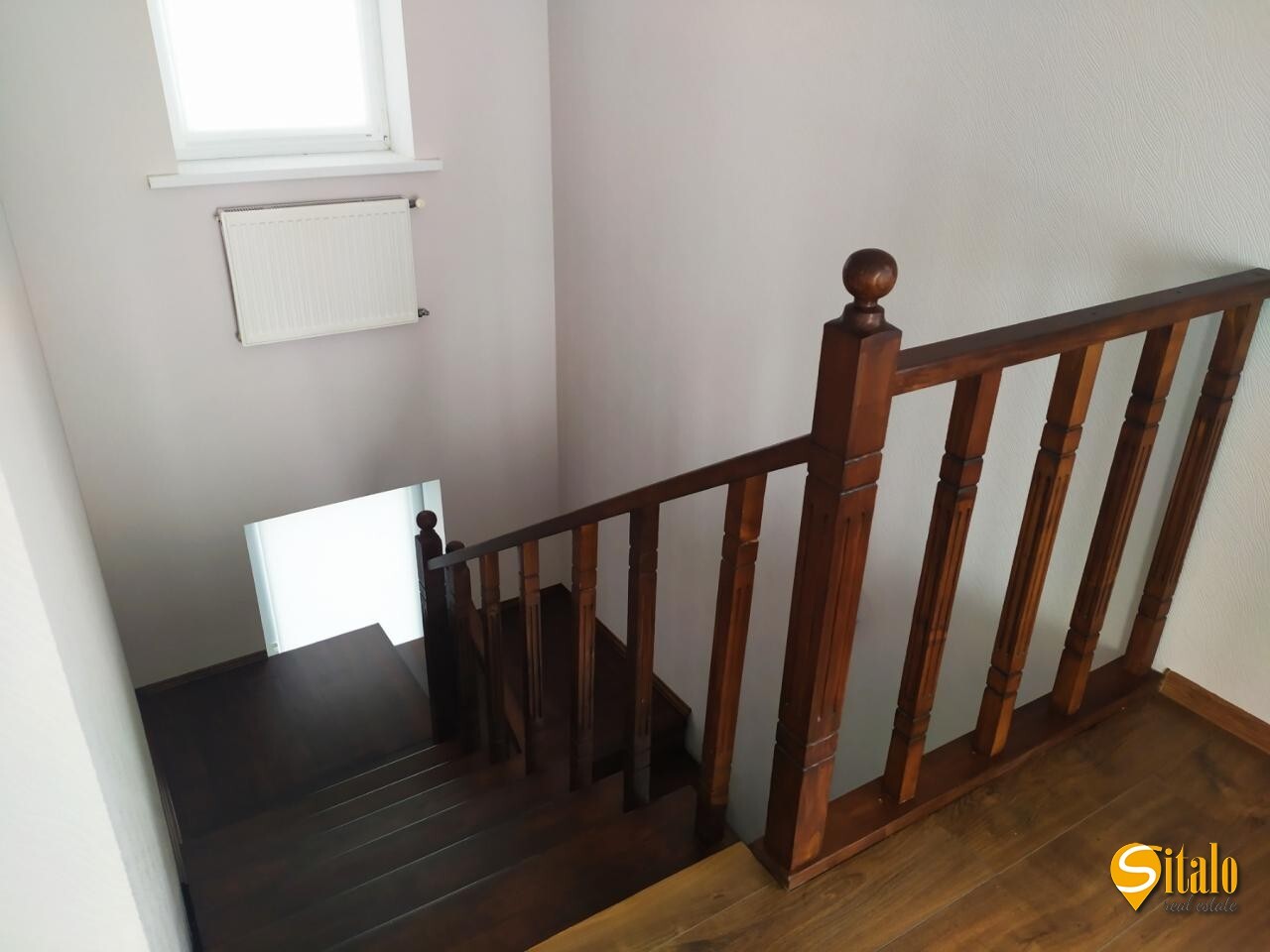 Оренда будинку 330 м²