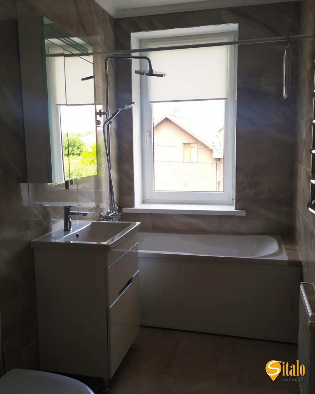 Оренда будинку 330 м²