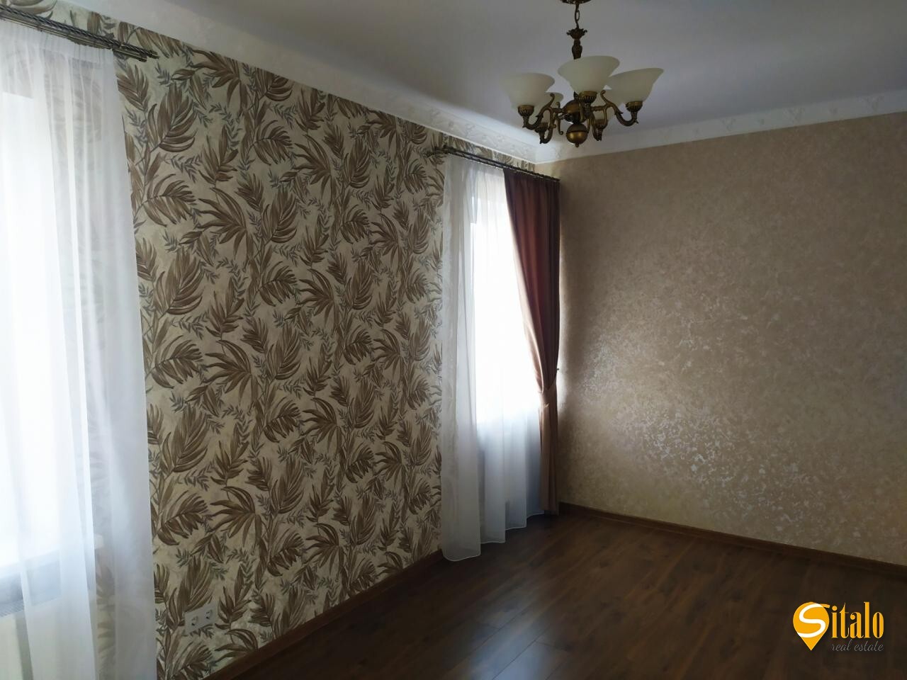 Оренда будинку 330 м²