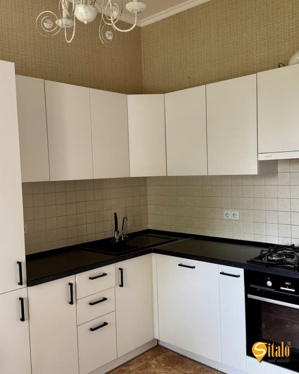Оренда будинку 330 м²