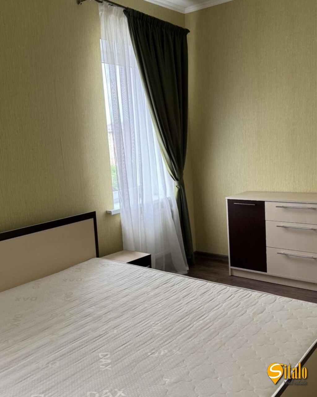 Оренда будинку 330 м²