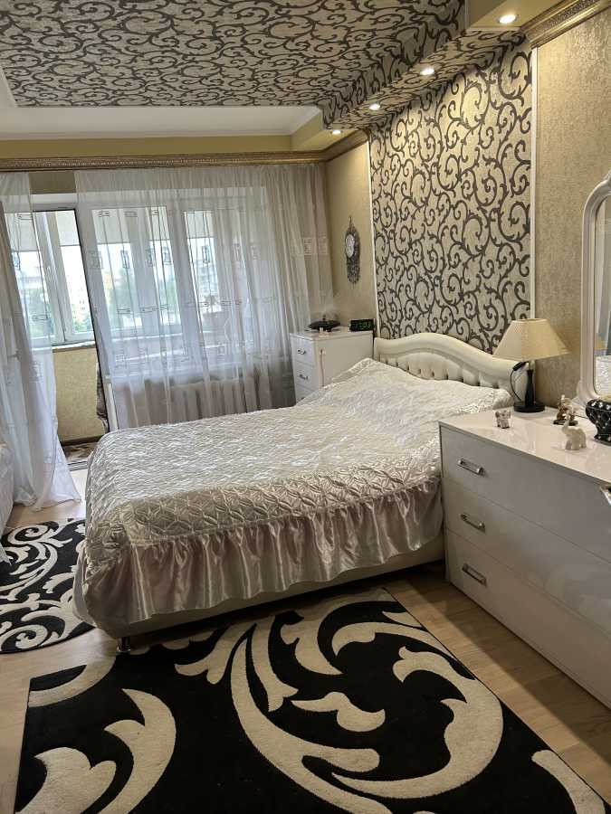 Продажа 3-комнатной квартиры 61 м², Шолом-Алейхема ул., 16