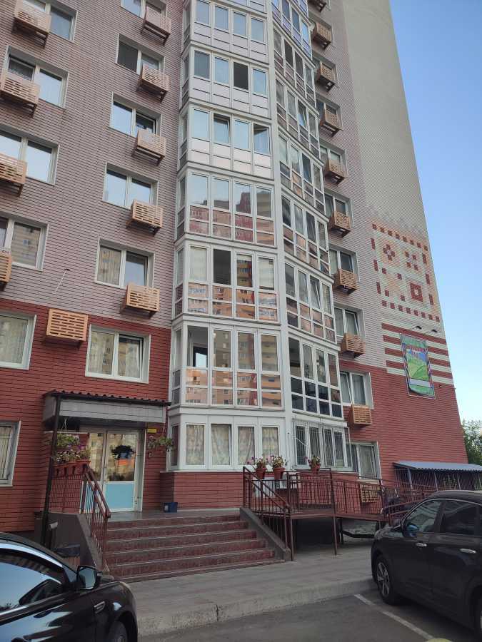 Продажа 1-комнатной квартиры 37 м², Бориса Гмыри ул., 16а