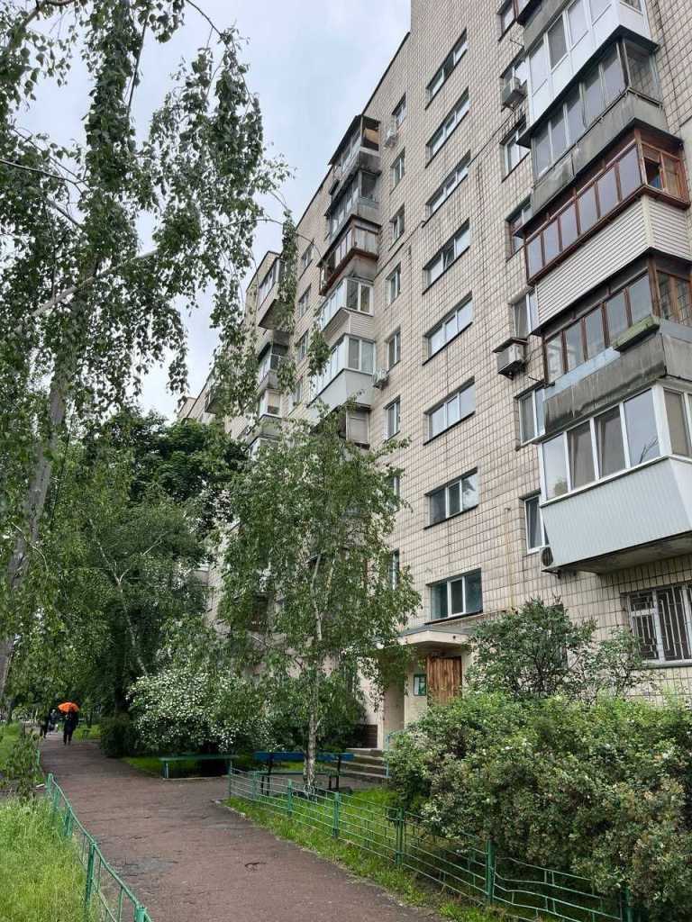 Продажа 3-комнатной квартиры 72 м², Российская, 82а