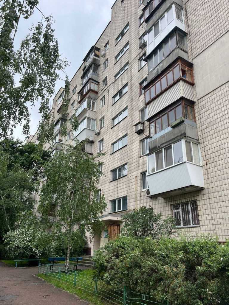 Продажа 3-комнатной квартиры 72 м², Российская, 82а