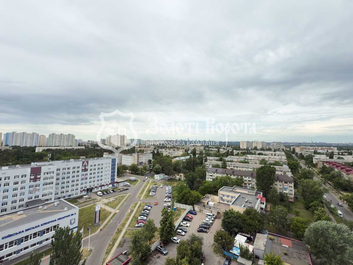 Продаж 2-кімнатної квартири 69.5 м², Петра Запорожця вул., 26А