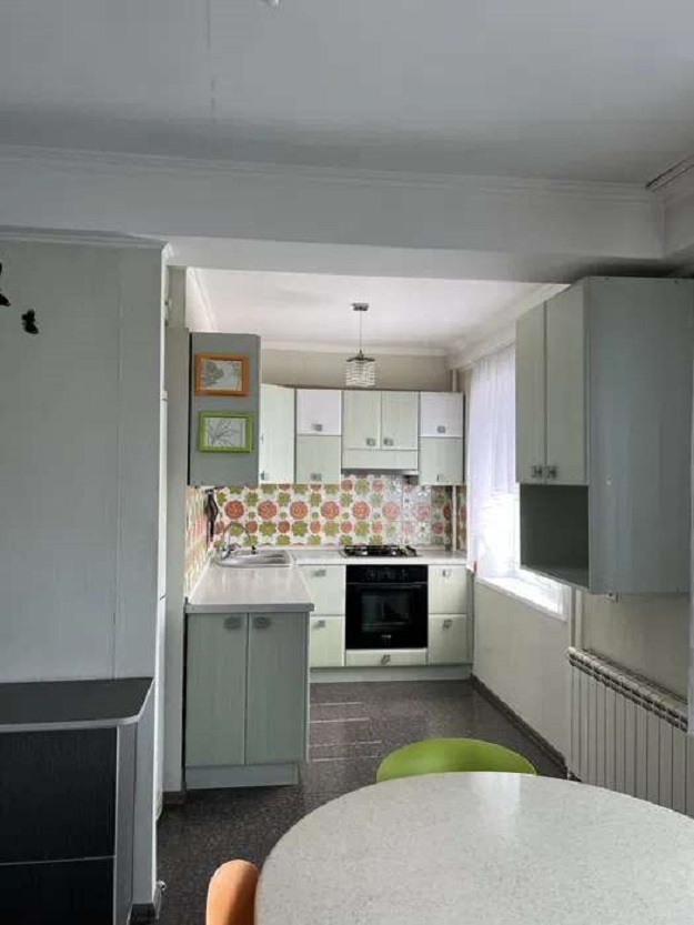 Продажа 3-комнатной квартиры 63 м², Павла Тычины просп., 11