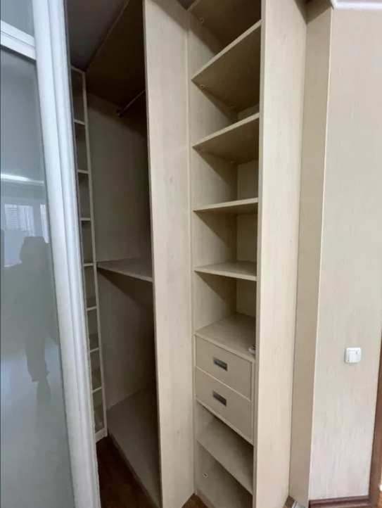Продажа 1-комнатной квартиры 53 м², Костанди ул.
