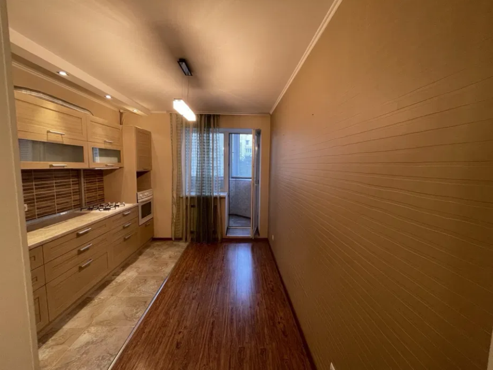 Продажа 1-комнатной квартиры 53 м², Костанди ул.