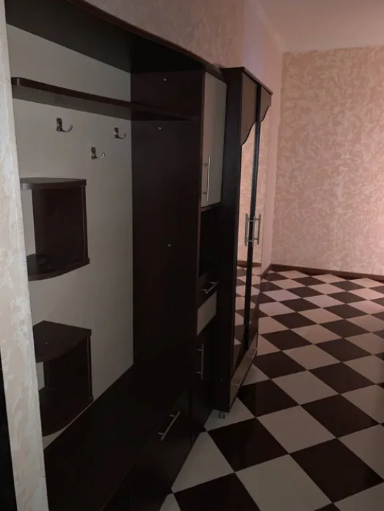 Продаж 2-кімнатної квартири 65 м², Грушевского Михаила вул.