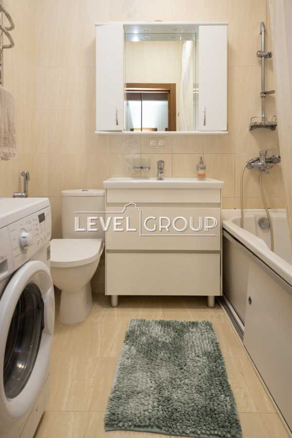 Продаж 3-кімнатної квартири 125 м², Євгена Коновальця вул., 36В