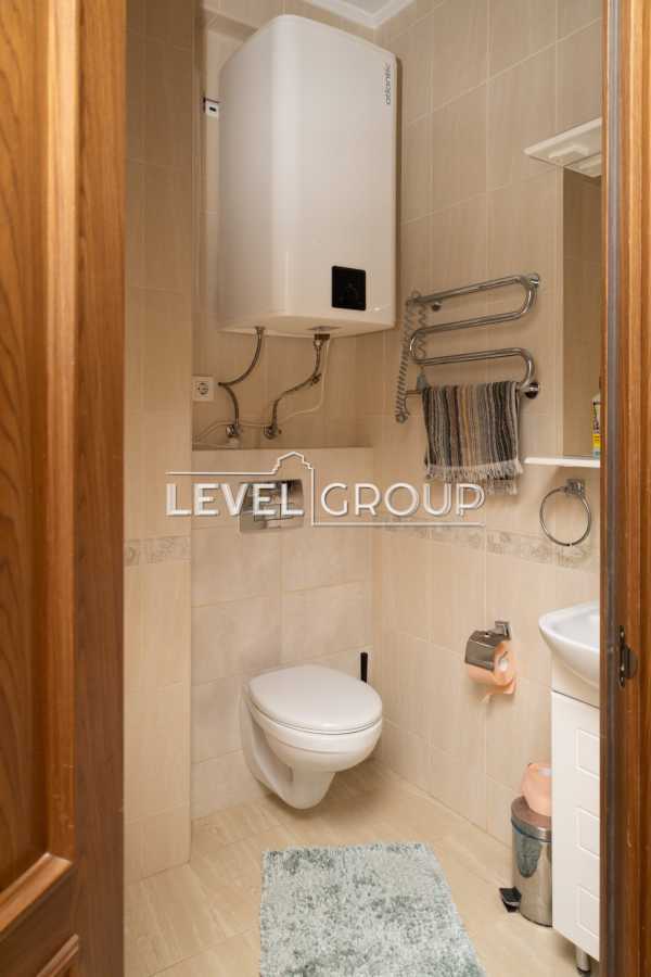 Продаж 3-кімнатної квартири 125 м², Євгена Коновальця вул., 36В