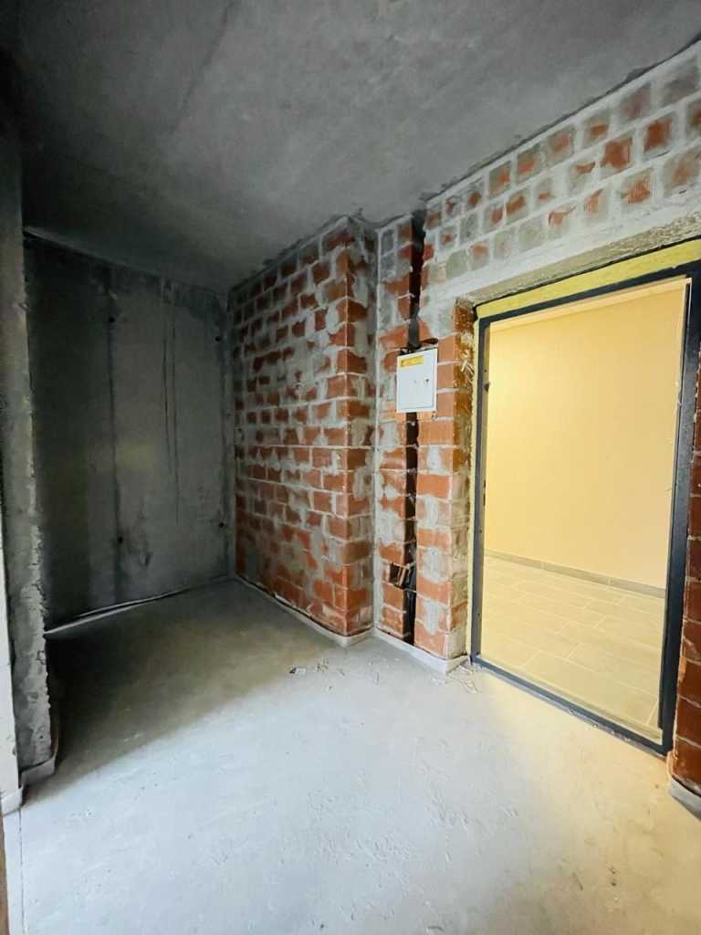 Продажа 1-комнатной квартиры 41 м², Метрологическая ул., 107