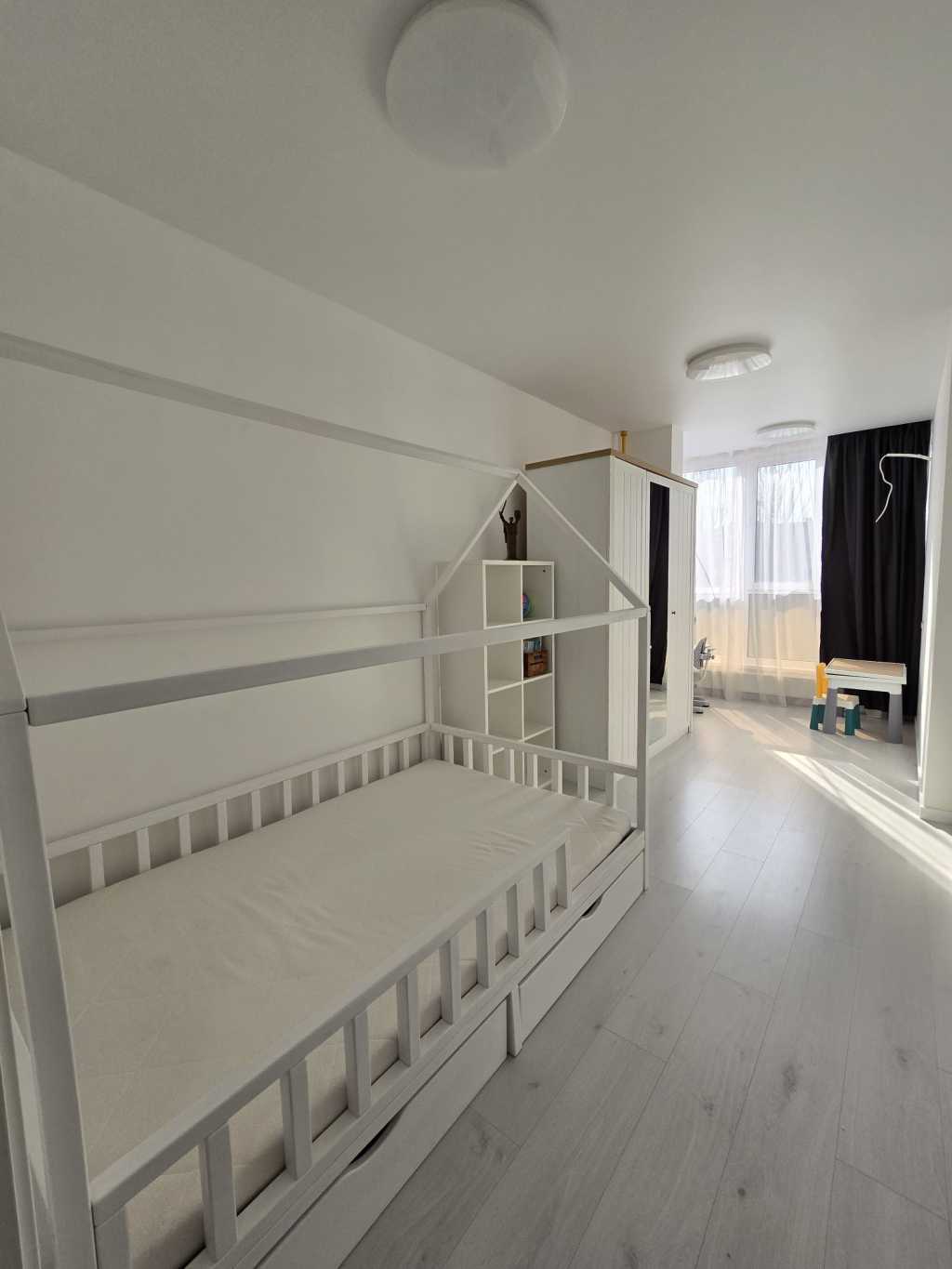 Продаж 2-кімнатної квартири 62 м², Метрологічна вул., 15