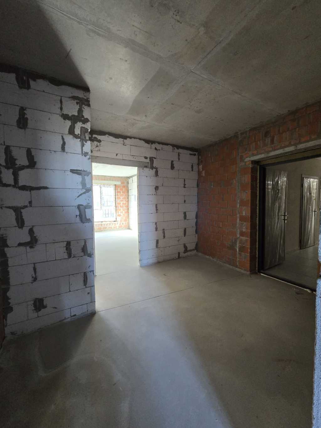 Продажа 2-комнатной квартиры 65 м², Метрологическая ул., 107Г
