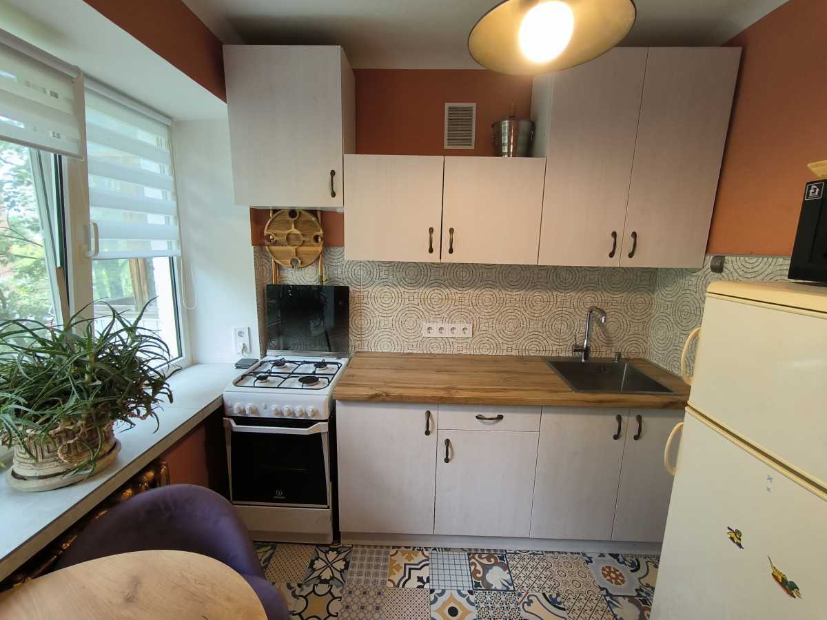 Продаж 1-кімнатної квартири 32 м², Золотоустівська вул., 51/7