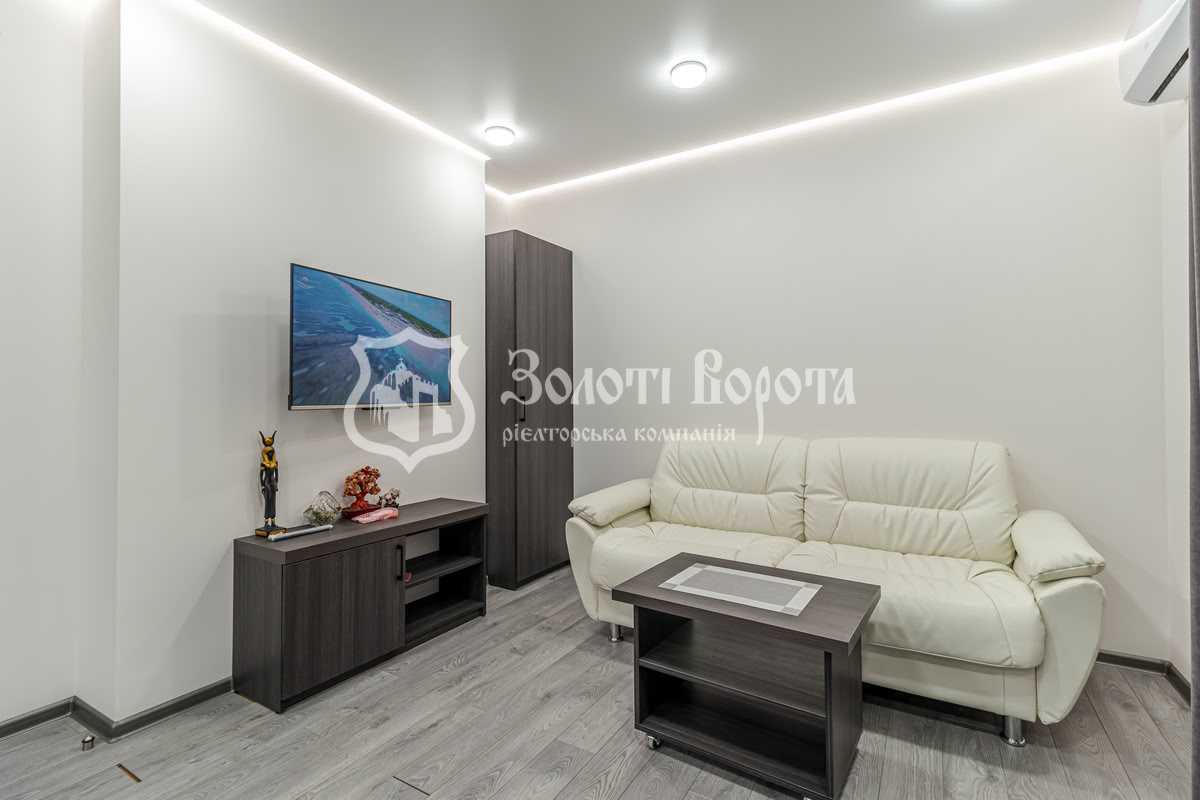 Продажа офиса 77 м², Любомира Гузара просп., 11