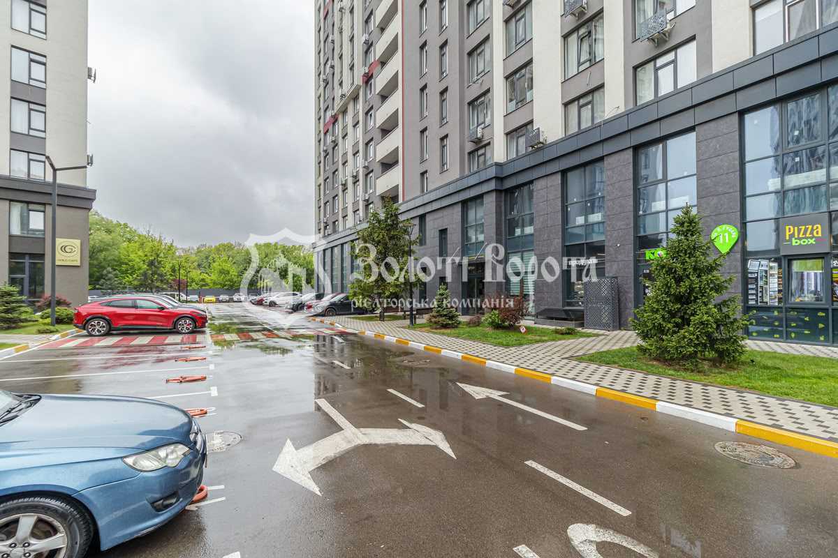 Продажа офиса 77 м², Любомира Гузара просп., 11